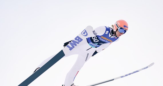 Dawid Kubacki był trzeci w niedzielnym konkursie Pucharu Świata w skokach narciarskich w Oslo. Zwyciężył Austriak Stefan Kraft. Drugi był Słoweniec Anze Lanisek.
