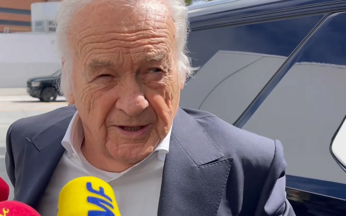 "Dalej nie wierzę w Oscara. Do tego mam kaszel i potworny katar. To mnie bardziej absorbuje niż ta cała ceremonia" - powiedział Jerzy Skolimowski wyruszając do Dolby Theatre na ceremonię wręczenia Oscarów.