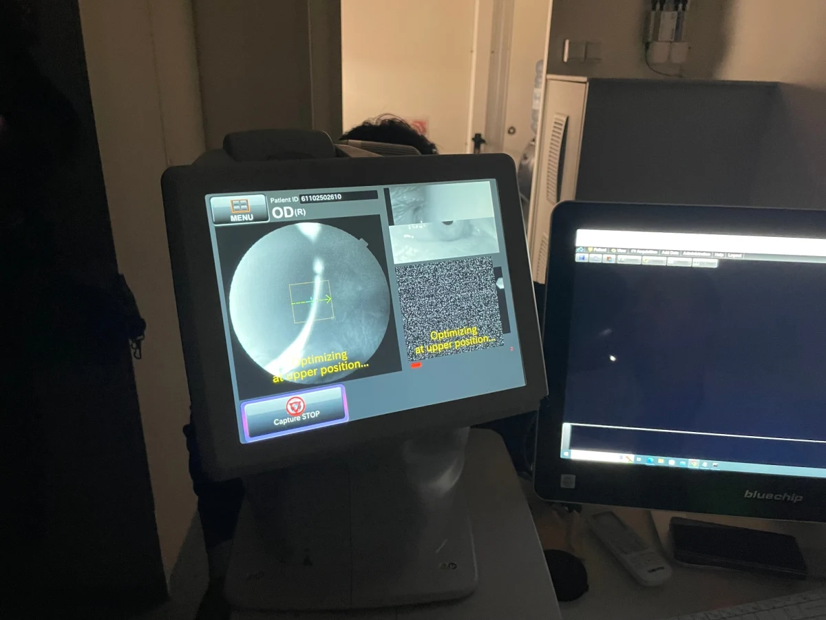 Okobus czyli mobilny gabinet okulistyczny do diagnostyki dna oka osób chorych na cukrzycę, rozpoczął pracę w terenie. Pierwszy przystanek miał w Wysokim na Lubelszczyźnie. Tym samym ruszył program pionierskich, okulistycznych badań przesiewowych w kierunku wykrywalności retinopatii cukrzycowej i cukrzycowego obrzęku plamki (DME).  
