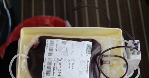 Regionalne Centrum Krwiodawstwa i Krwiolecznictwa w Poznaniu pilnie potrzebuje krwi o ujemnych grupach. Od kilku dni na stronie internetowej centrum, widnieją informacje o pustych bazach. W akcję oddawania krwi włączyli się się policjanci z Oddziału Prewencji poznańskiej policji.