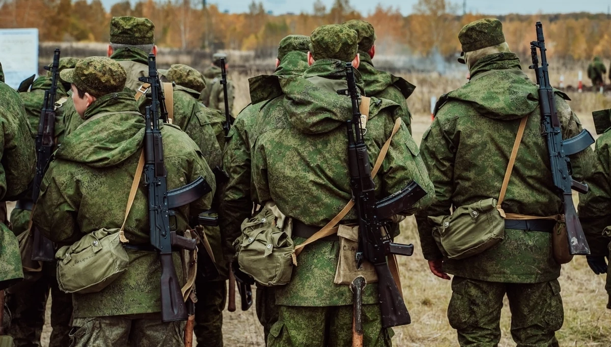 ​Do Dumy Państwowej, izby niższej parlamentu Federacji Rosyjskiej, wpłynął projekt ustawy upraszczającej procedurę uznawania zaginionych żołnierzy za zmarłych w przypadku ich udziału w działaniach wojennych. Informację przekazał lider rządzącej Rosją partii Jedna Rosja Andriej Turczak, jeden z autorów projektu.