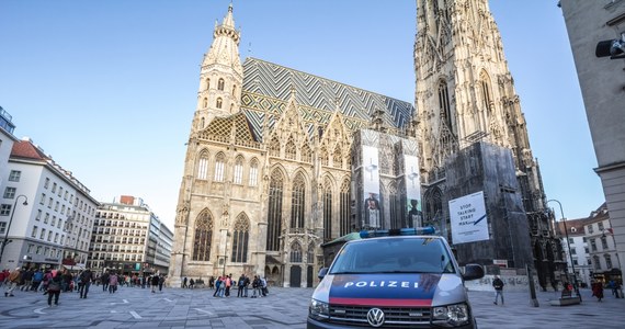 Austriacka policja ostrzega przed planami ataku na kościoły w Wiedniu. Obiekty sakralne są chronione przez specjalne siły policyjne, w tym oddziały Cobra.  