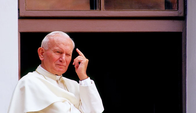 Wojtyła nie musiał zgłaszać do Watykanu księży pedofilów. Tak mówiło prawo