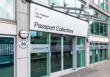 Pracownicy brytyjskich biur paszportowych grożą strajkiem 