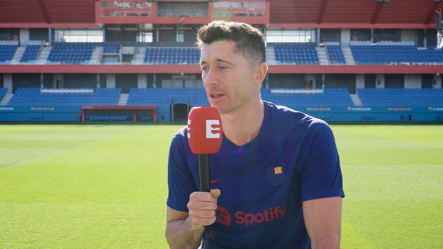 Wielkimi krokami zbliża się mecz na Camp Nou, podczas którego FC Barcelona zmierzy się z Real Madryt. Robert Lewandowski odpowiedział m.in. o swojej aktualnej formie i dzieleniu się doświadczeniem z kolegami z drużyny. Cały wywiad do obejrzenia w Eleven Sports. 

Transmisja meczu FC Barcelona - Real Madryt w Eleven Sports 1. Początek w niedzielę o godzinie 20:55. Studio przedmeczowe rozpocznie się o godzinie 17:00.
