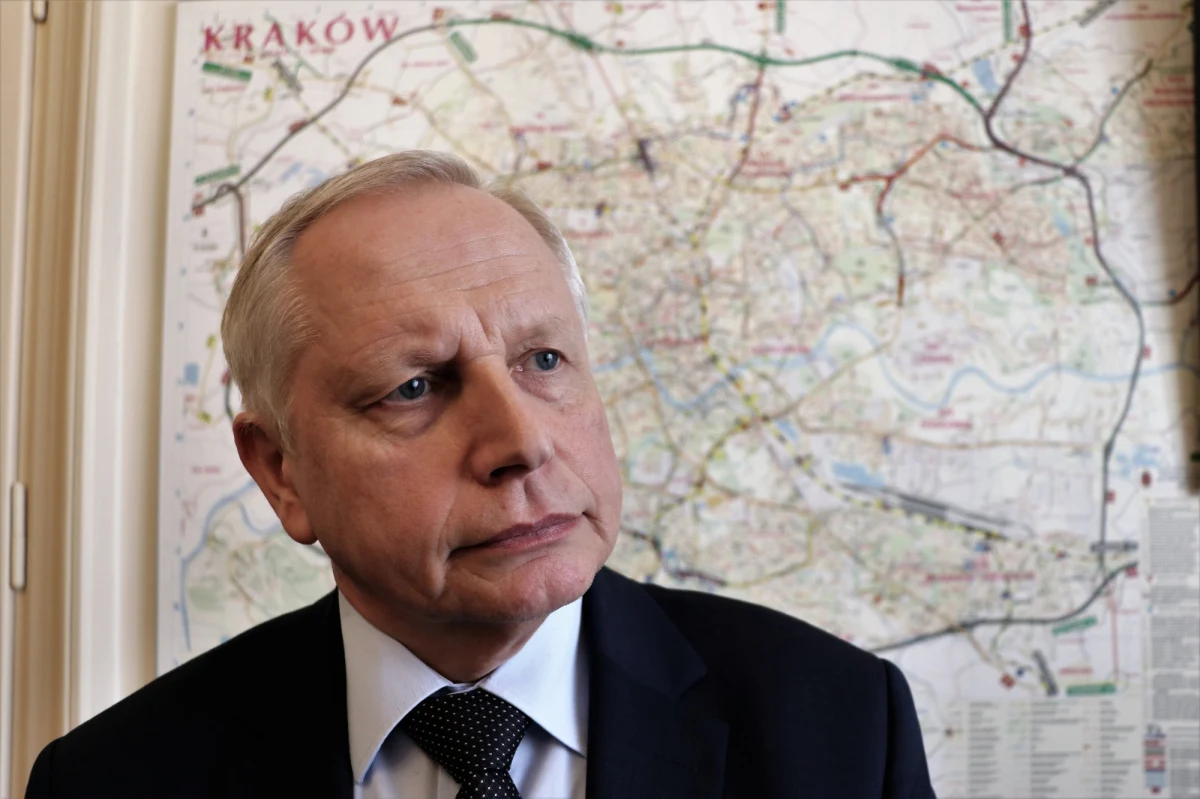 Ambitny plan rozwoju Krakowa - Nowe Miasto Przyszłości, czyli nowoczesna dzielnica mieszkalno-usługowa w krakowskim Płaszowie - nie został zupełnie pogrzebany. Mimo że radni odrzucili na ostatniej sesji, w pierwszym czytaniu, uchwałę w tej sprawie, możliwe są inne kroki.