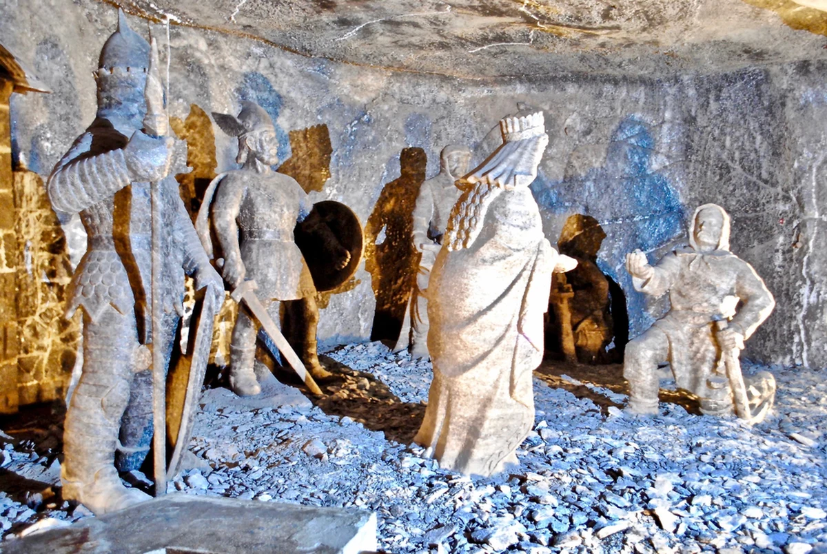 Tradycje barbórkowe oraz kult św. Kingi wśród górników Kopalni Soli Bochnia i Kopalni Soli Wieliczka, zostały wpisane na Krajową listę niematerialnego dziedzictwa kulturowego. Decyzję w tej sprawie podjął wicepremier i minister kultury i dziedzictwa narodowego Piotr Gliński.