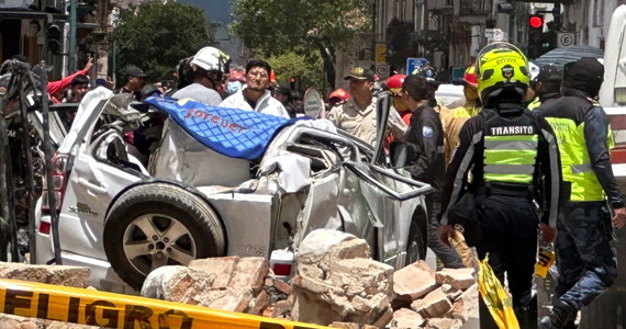 Co najmniej 15 zginęło w wyniku trzęsienia ziemi o magnitudzie 6,8 w południowo-zachodniej części Ekwadoru. Wstrząs był również odczuwalny w północnym Peru, gdzie życie straciła czteroletnia dziewczynka.
