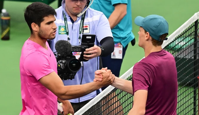 Finał Roland Garros. Sinner - Alcaraz. O której godzinie? [TRANSMISJA NA ŻYWO, WYNIK]