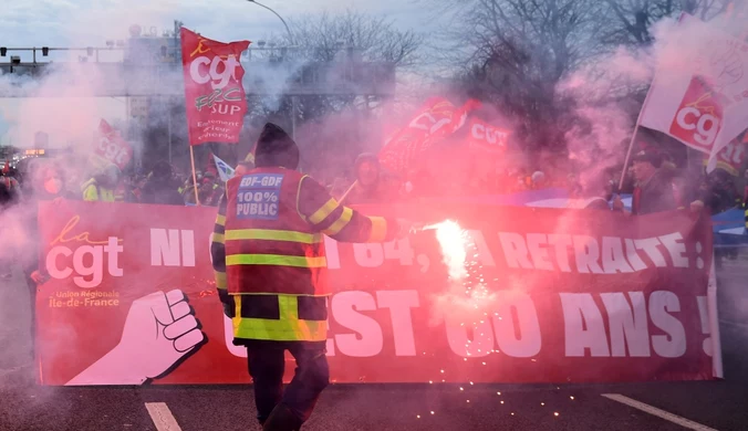 Media: Na stacjach we Francji brakuje paliwa. To przez strajki