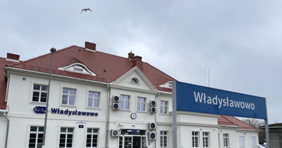 We Władysławowie otwarty został dziś zmodernizowany dworzec kolejowy. Remont ponad 100-letniego budynku trwał półtora roku. Po wartych ponad 14 milionów złotych pracach odzyskał swój dawny blask, zarazem wszedł w zupełnie nową epokę.