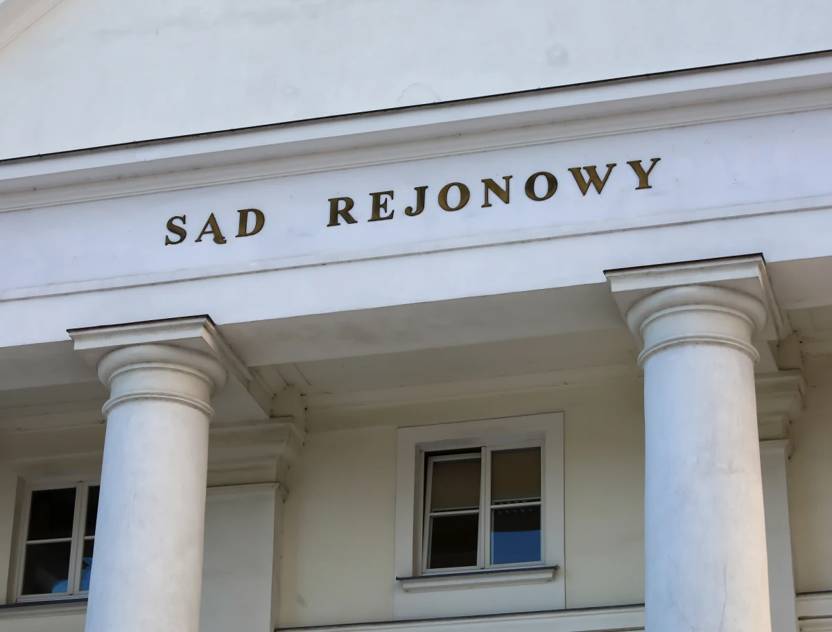 Za trzy lata Wydziału Ksiąg Wieczystych przy Sądzie Rejonowym Łódź Śródmieście ma mieć nową siedzibę. W poniedziałek podpisano i wmurowano akt erekcyjny pod wartą blisko 100 mln zł inwestycję.

