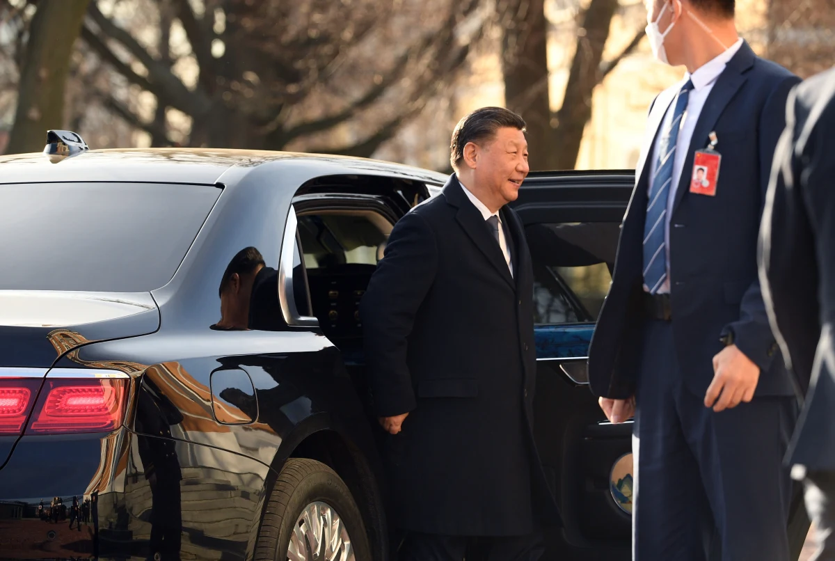 „Na Zachodzie uważamy, że wojna przerywa przede wszystkim długi okres pokoju. Wojna służy głównie rozwiązywaniu problemów geopolitycznych, których nie da się rozwiązać inaczej. To klasyczna definicja wywodząca się od pruskiego teoretyka Carla von Clausewitza” – przypomina rozmówca Bogdana Zalewskiego amerykański generał brygadier Robert Spalding, autor książki "Wojna bez zasad". 