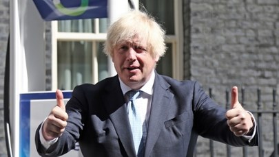 Covidowe imprezy na Downing Street: Komiczne tłumaczenia Borisa Johnsona