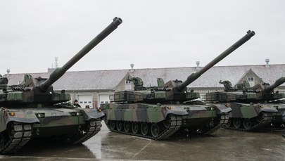 Do Polski dotarły kolejne czołgi i armatohaubice z Korei Płd.