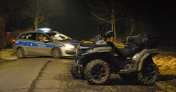 22-latka z Wałbrzycha, zmarła w wyniku obrażeń odniesionych w wypadku quada. Pojazd, który prowadziła zahaczył o krawężnik na jednej z ulic w Boguszowie-Gorcach. Kobieta spadła i uderzyła o ziemię.

