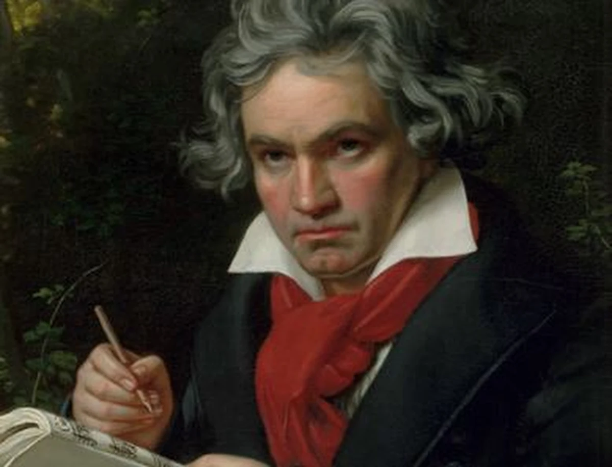 Skłonności do chorób wątroby, połączone z nałogiem alkoholowym i zakażeniem żółtaczką typu B prawdopodobnie miały kluczowe znaczenie dla przedwczesnej śmierci Ludwiga van Beethovena - informuje w najnowszym numerze czasopismo "Current Biology". Międzynarodowa grupa naukowców, która przeprowadziła analizę genomu wybitnego kompozytora z próbek pobranych z zachowanych pukli jego włosów, nie zdołała jednak ustalić przyczyn jego głuchoty. Badania wykazały natomiast, że w ojcowskiej linii Beethovena przydarzył się przypadek dziecka z nieprawego łoża. 