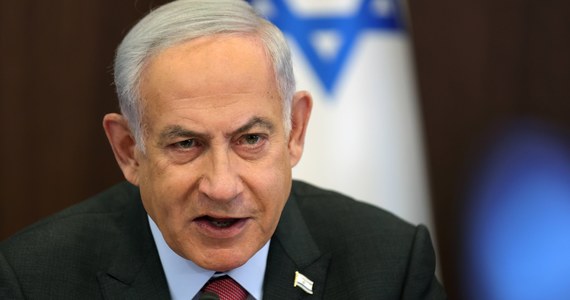 Izraelski parlament Kneset przyjął ustawę, której celem jest ochrona premiera Benjamina Netanjahu przed sądowym nakazem odsunięcia z pełnienia funkcji - poinformował portal Times of Israel. 