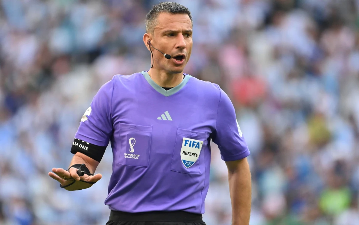 Slavko Vinčić będzie sędzią głównym poniedziałkowego meczu Polski z Albanią w eliminacjach piłkarskich mistrzostw Europy 2024. 43-letni Słoweniec po raz pierwszy poprowadzi spotkanie Biało-Czerwonych.