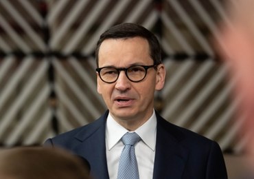 Morawiecki: Przed świętami do Polski trafi do 300 mln euro