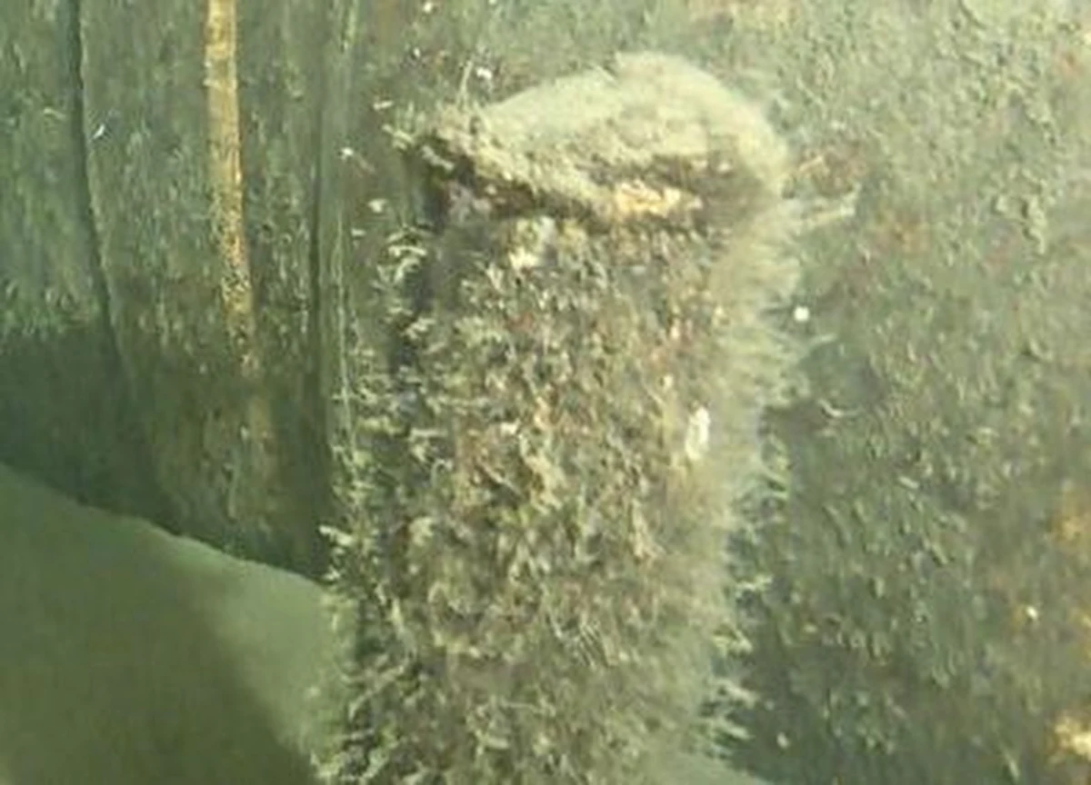 Duńskie władze znalazły w Bałtyku przedmiot o cylindrycznym kształcie. Leży on na dnie morza w pobliżu gazociągu Nord Stream 2, biegnącego w duńskiej strefie ekonomicznej. Duńczycy zwrócili się do przedsiębiorstwa Nord Stream 2 AG, by jego specjaliści usunęli tajemniczy przedmiot. Kreml na tę propozycję przystał.