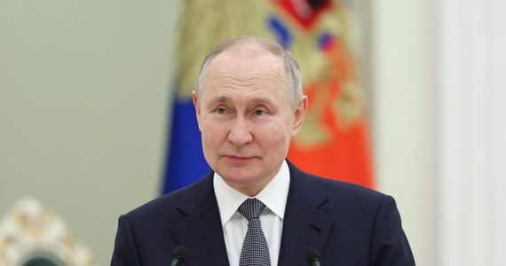 Rosyjskie służby bezpieczeństwa wpisały na listę osób poszukiwanych w Rosji byłego autora przemówień Władimira Putina - Abbasa Galiamowa. Jest podejrzany o popełnienie przestępstw kryminalnych. 