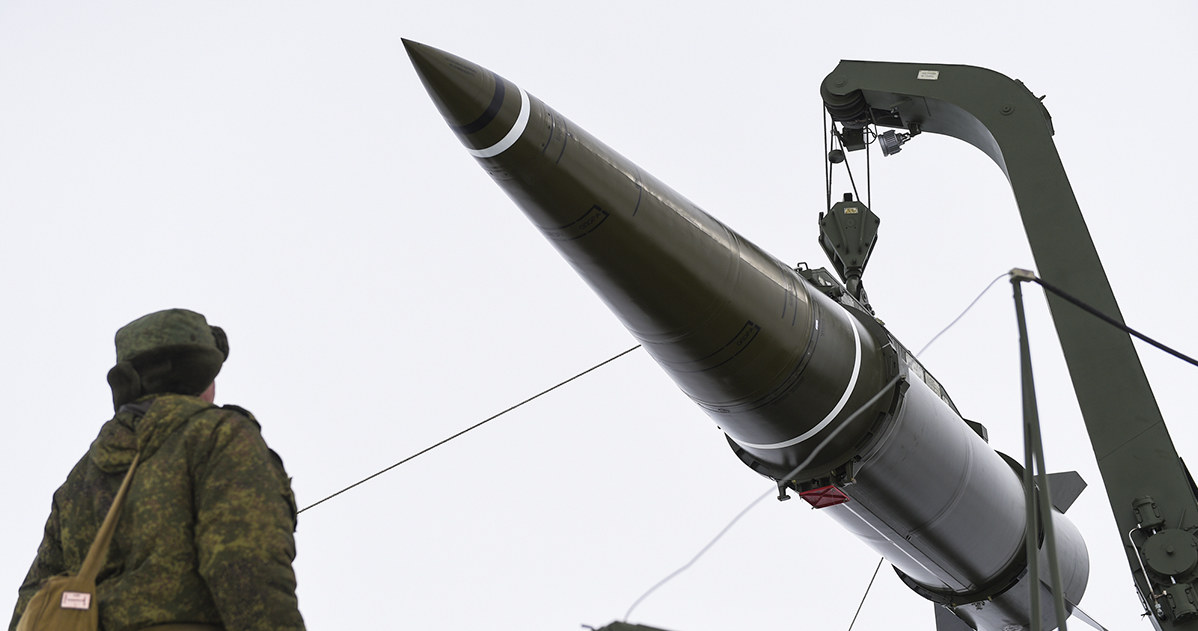 Rosyjski Korpus Ochotniczy przeprowadził operację specjalną mającą na celu zdobycie tajnych informacji o produkcji rakiet manewrujących Kalibr i Iskander. Misja zakończyła się pełnym sukcesem, a zdobyte dane pomogą Ukrainie. 