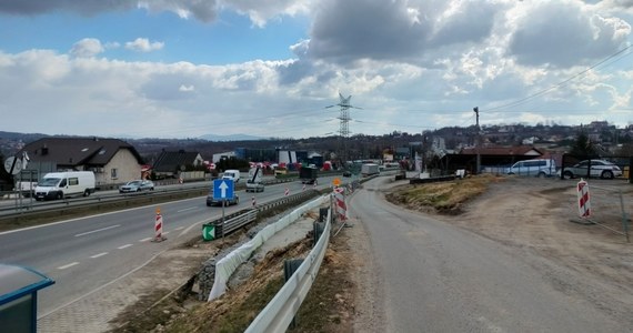 W poniedziałek 27 marca wprowadzone zostaną ograniczenia na zakopiance w podkrakowskim Gaju. Jest to związane z przebudową drogi krajowej nr 7.