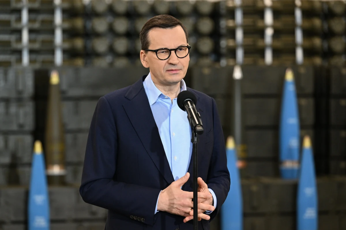 "Rada Ministrów w ciągu kilku najbliższych dni przyjmie specjalny, wieloletni program wspierania produkcji amunicji, w zakładach prywatnych i państwowych. Dzisiaj wiemy, że tej amunicji w całej Europie, a nawet w całym NATO jest zbyt mało" - powiedział premier Mateusz Morawiecki.