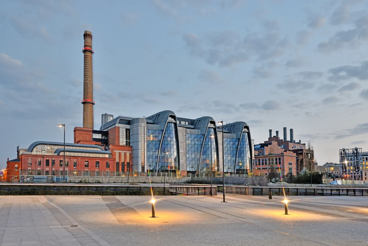 Łódź dołączy do międzynarodowej sieci informacji turystycznej. Zrewitalizowana była elektrownia EC1 została przyjęta do Europejskiego Szlaku Dziedzictwa Przemysłowego, dzięki czemu staje się powszechnie uznanym elementem wspólnego dziedzictwa kulturowego i przemysłowego całego kontynentu.