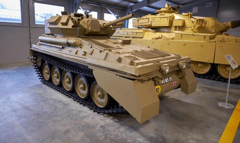Drony, pociski i przeróżne pojazdy wojskowe - ukraińska armia od początku rosyjskiej inwazji może liczyć na społeczność międzynarodową i zbiórki pieniędzy w serwisach crowdfundingowych. Teraz organizacja Armored Turtle zachęca do wsparcia kolejnej, na zakup lekkich brytyjskich czołgów FV101 Scorpion.