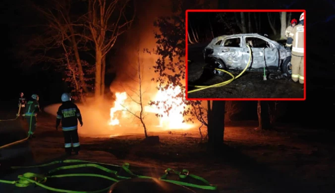 Samochód palił się przez 21 godzin. Strażacy pokazali zdjęcie 