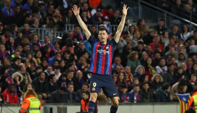 Elche - Barcelona. Gdzie oglądać mecz? O której godzinie zagra Lewandowski?