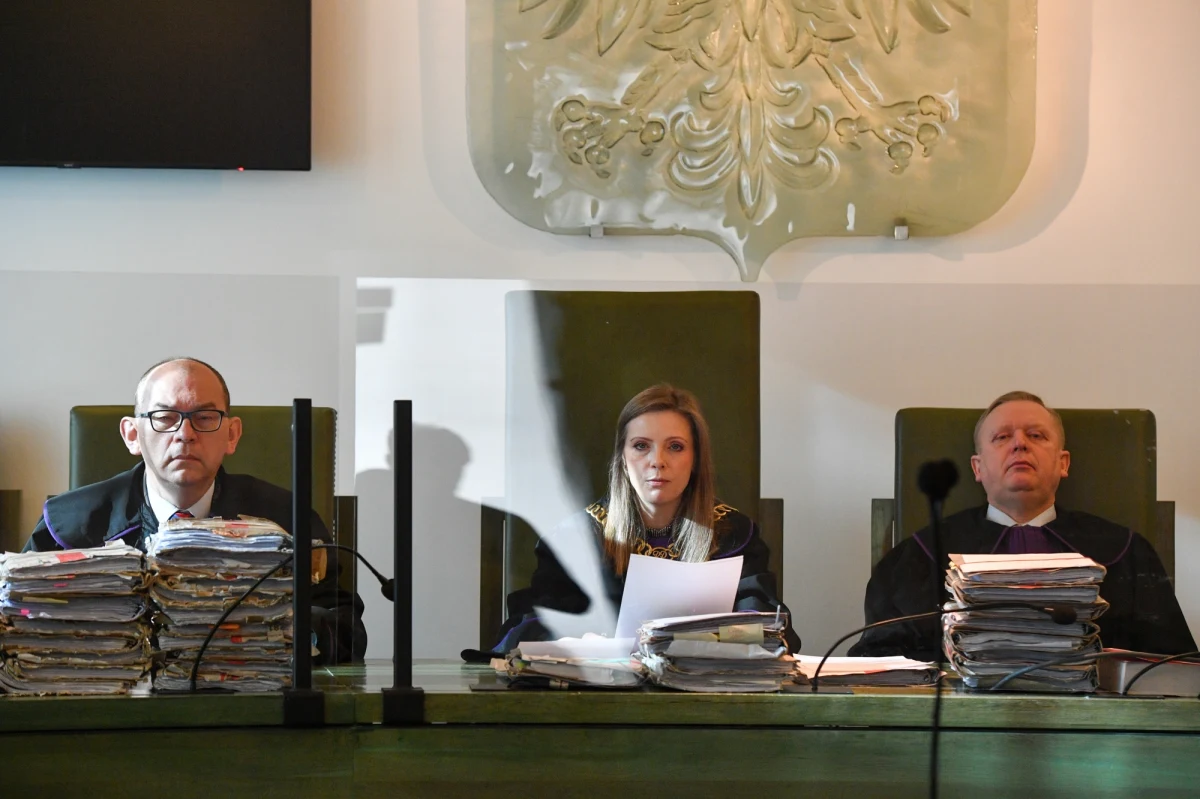 12 lat i 6 miesięcy więzienia - taki wyrok wydał Sąd Apelacyjny w Warszawie w sprawie Piotra M., który w 2020 roku usiłował zabić policjantów na stołecznym Ursynowie. Wyrok jest prawomocny. 