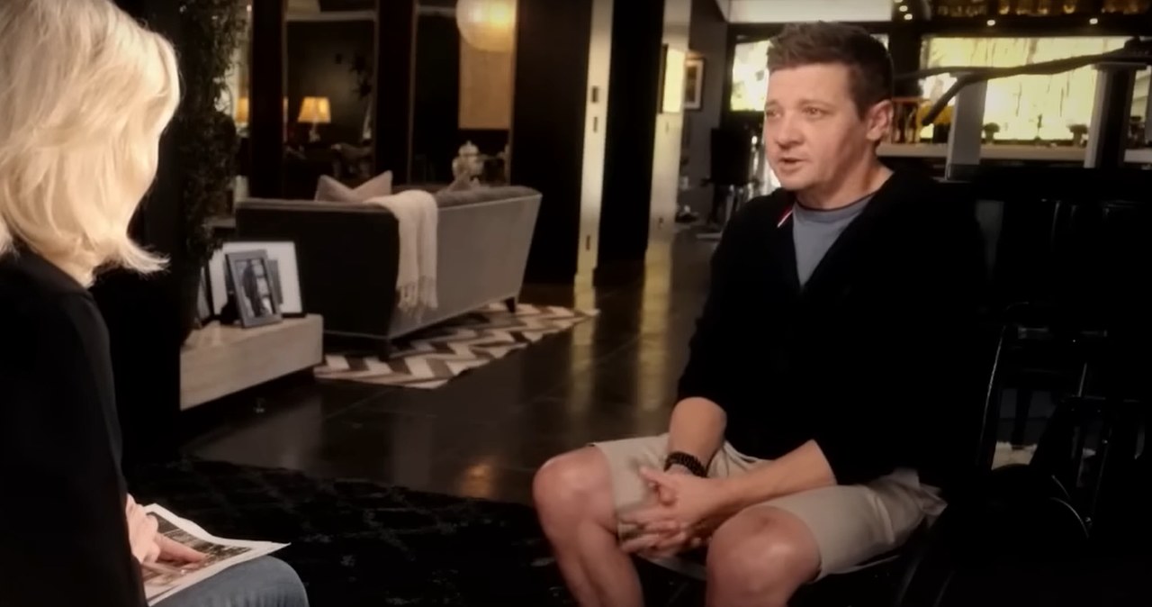 Jeremy Renner udzielił pierwszego wywiadu od czasu wypadku, do którego doszło 1 stycznia. Kiedy aktor próbował ratować swojego siostrzeńca, został przejechany przez pług śnieżny. "Zrobiłbym to jeszcze raz, ponieważ [pług] jechał wprost na mojego siostrzeńca" - Renner powiedział w rozmowie z dziennikarka Diane Sawyer.