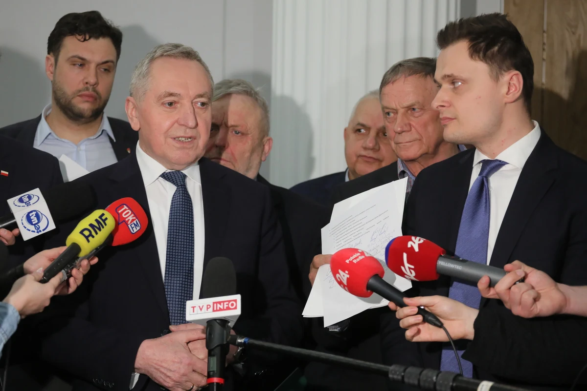 W środę późnym wieczorem w resorcie rolnictwa zakończyły się rozmowy ministra Henryka Kowalczyka z rolnikami. Podpisane zostało 11-punktowe porozumienie. 