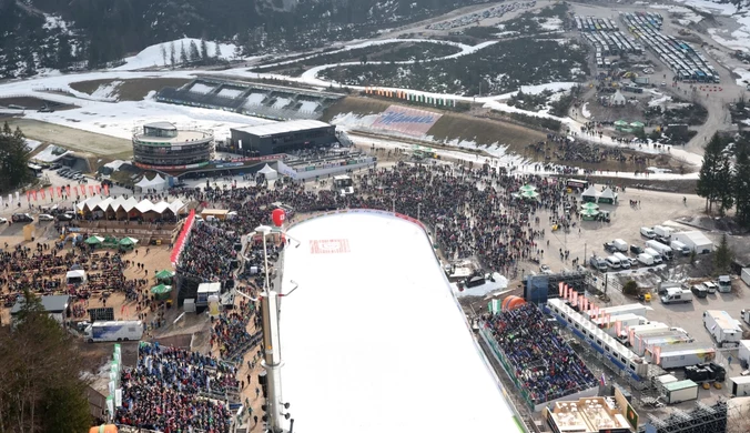 Magia lotów działa. Planica znowu żyje [KOMENTARZ]