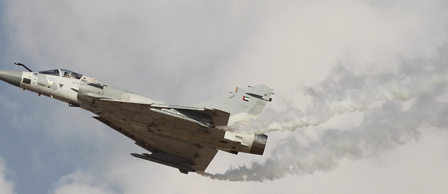 Francja w tajemnicy przygotowuje się do przekazania Ukrainie 40 samolotów bojowych typu Mirage 2000-9, których chcą pozbyć się Zjednoczone Emiraty Arabskie. Tak twierdzi renomowany francuski portal Intelligence Online - poświęcony obronności i służbom specjalnym.
