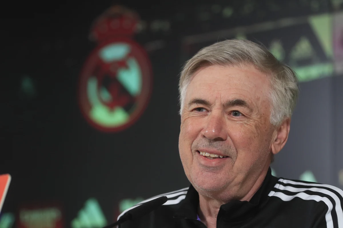 Trener Carlo Ancelotti potwierdził na konferencji prasowej pogłoski o zainteresowaniu jego osobą reprezentacji Brazylii. Oświadczył jednak, że chce zostać w Realu Madryt do końca swojego kontraktu.