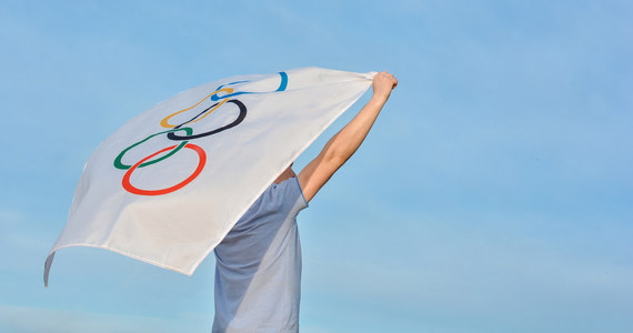 Międzynarodowy Komitet Olimpijski skrytykował piątkową decyzję władz Ukrainy. Dotyczyła ona niedopuszczenia ukraińskich sportowców do udziału w kwalifikacjach do igrzysk olimpijskich w Paryżu w 2024 roku, jeśli zawodnicy z Ukrainy będą musieli rywalizować z Rosjanami.
