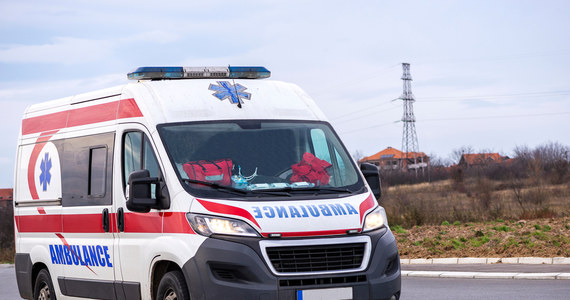 6-letnia dziewczynka wpadła do studni w miejscowości Osowiec koło Grodziska Mazowieckiego. Do tej niebezpiecznej sytuacji doszło chwilę po godzinie 12.00 przy ulicy Szkolnej. Dziecko trafiło do szpitala. 