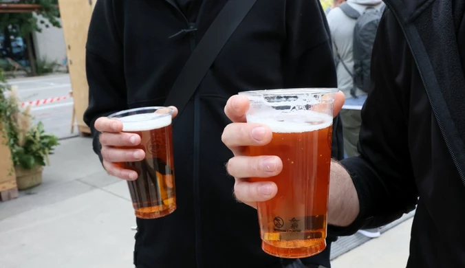 Naukowcy odkryli, jak alkohol wpływa na mózg i napędza dalsze picie