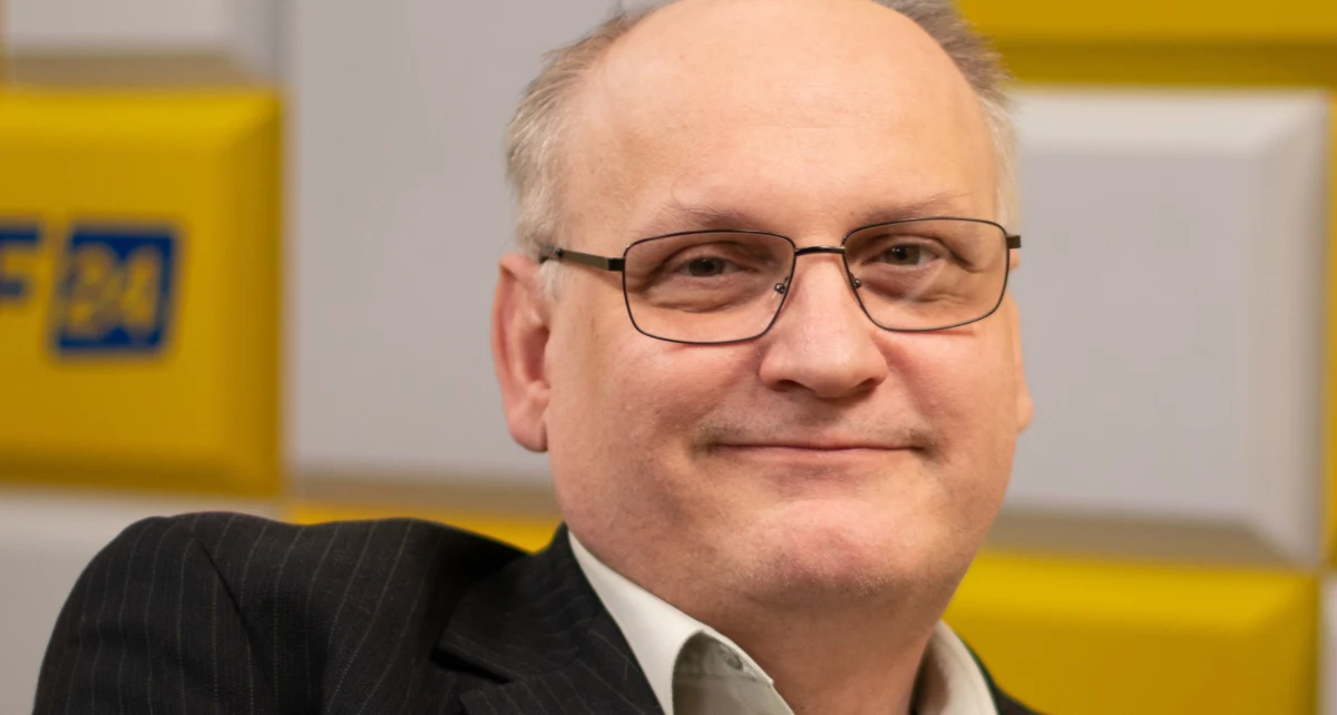 "Chciałbym, żeby to było apogeum, ale niestety spodziewam się, że nie jest tak, że już mamy osiągnięty ten punkt kluczowy, dlatego że niestety mamy rok wyborczy" - tak o emocjach związanych z Janem Pawłem II mówił w Rozmowie w południe w RMF FM dr Sebastian Duda, teolog, filozof i publicysta. "To jest coraz bardziej dyskusja o kampanii wyborczej, gdzie elementem staje się postać papieża i stosunek do niego. Widać bardzo po PiS, że odkryli, iż papież jest bardzo ważną postacią dla dużej części społeczeństwa" - dodawał ekspert Centrum Myśli Jana Pawła II w Warszawie.