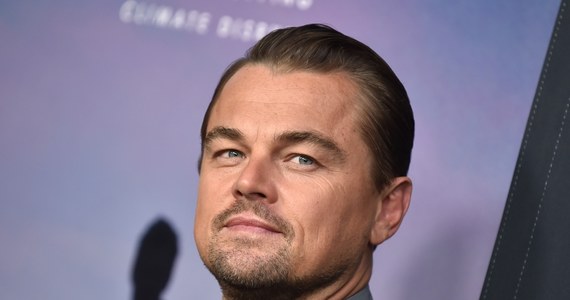 Aktor Leonardo DiCaprio powiedział dziś w sądzie federalnym, że malezyjski biznesmen próbował przekazać 30 mln dolarów na kampanię wyborczą Baracka Obamy w 2012 r. w ramach operacji budowania wpływów w USA. Gwiazdor „Titanica” zeznaje w sprawie znanego rapera - Prakazrela "Prasa" Michela z The Fugees – oskarżonego o wzięcie milionów dolarów za lobbowanie w amerykańskiej administracji na rzecz biznesmena i chińskiego rządu.