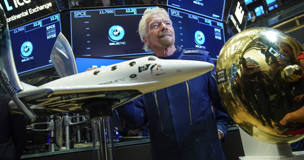 Kto poleci w kosmos? Virgin Galactic wraca z biletami dla turystów