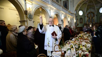 Czy w Wielką Sobotę obowiązuje post ścisły? Co można jeść, a czego nie?