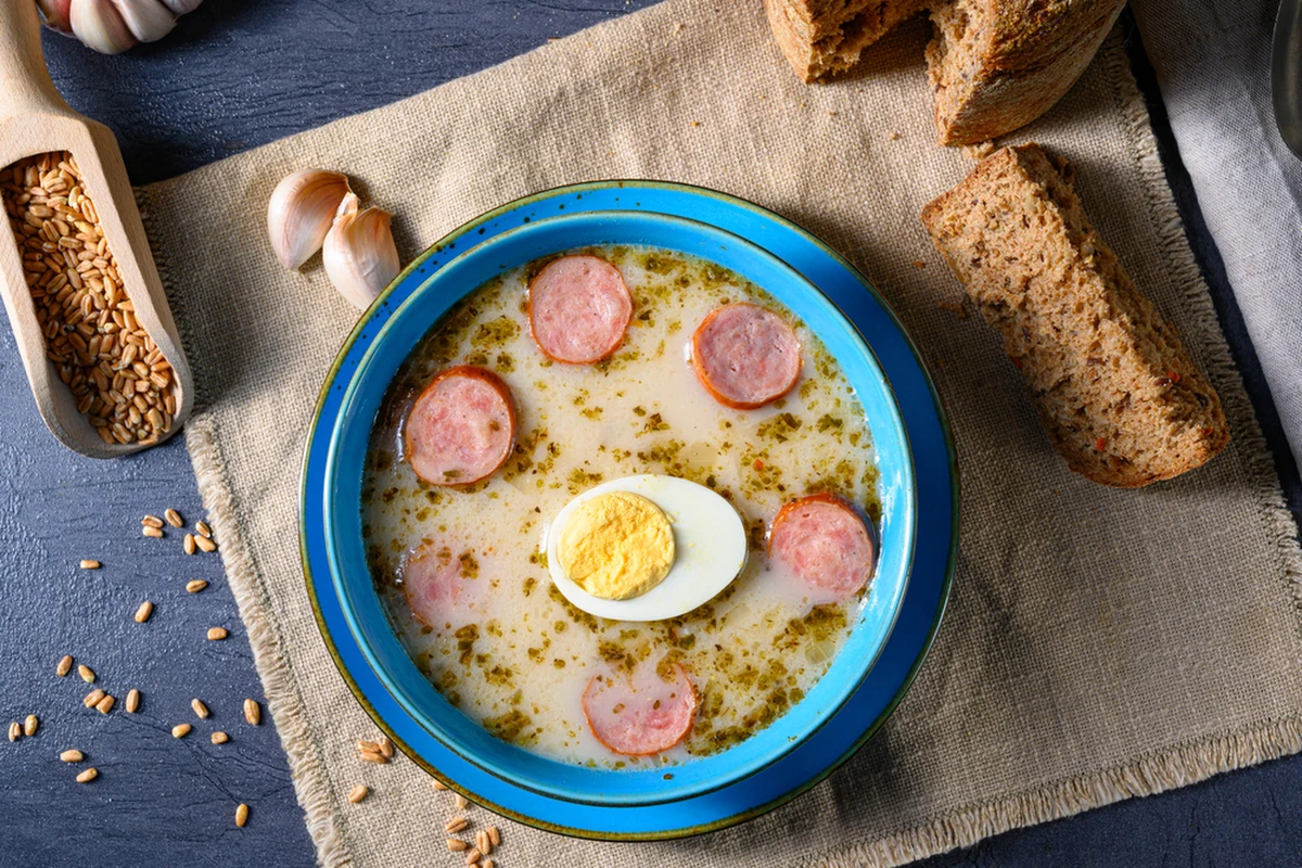 Jak co roku w Trójmieście zostaną zorganizowane uroczyste śniadania wielkanocne dla samotnych i potrzebujących. Na stołach pojawią się tradycyjne wielkanocne potrawy. Nie zabraknie też podarunków dla gości.