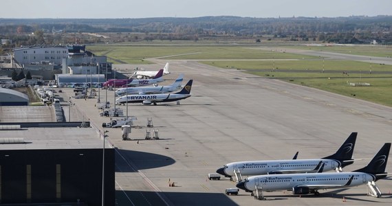 Kłopoty techniczne samolotu z Warszawy do Tel Awiwu. W związku z usterką musiał awaryjnie lądować w Pyrzowicach.