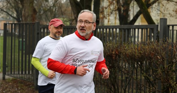 Minister zdrowia nie wyklucza poprawek w projekcie ustawy o zawodach medycznych. Dziennikarka RMF FM Marlena Chudzio na początku tygodnia nagłośniła problem logopedów, którzy mają mieć obowiązek zakładania placówek medycznych według regulacji takich jak przychodnie. To - jak przekonują - wykluczyłoby z rynku większość specjalistów.