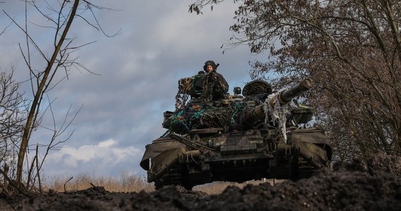 Bumar-Łabędy i ukraińska firma Ukrobronprom utworzyły centrum technologiczne napraw należących do Ukrainy czołgów T-64 – poinformowała Polska Grupa Zbrojeniowa, do której należy gliwicka spółka. Z czasem gliwickie zakłady mają serwisować i modernizować czołgi PT-91 i T-72 przekazane Ukrainie przez Polskę, są także brane pod uwagę jako ośrodek obsługi czołgów Leopard 2A4, którymi zachód wspiera Ukrainę.